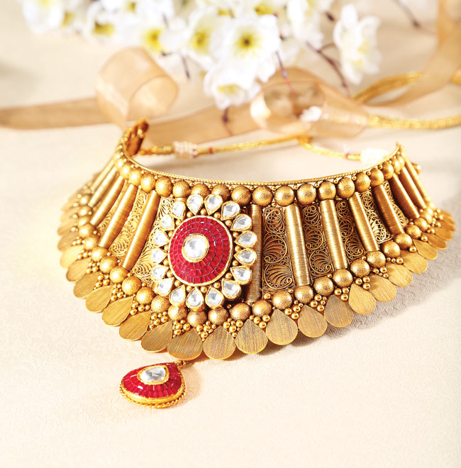 Kundan jewellery sets gold
